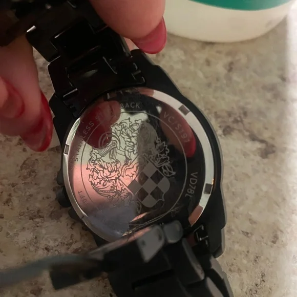 Vince Camuto Men’s Watch, excellent condition, only worn a few times.
